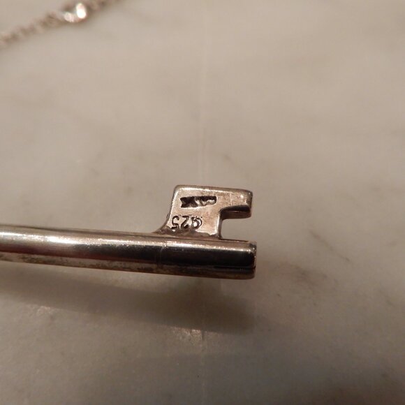 Sterling Silver Keys Pendants and Chain - Picture 4 of 16